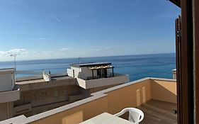 Topazio Rooms & Apartment Tropea